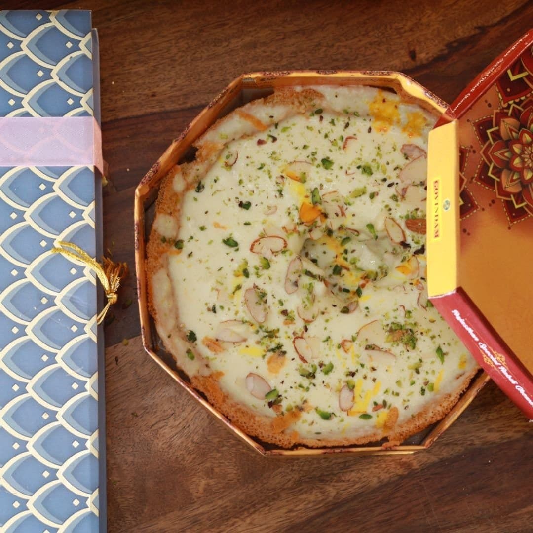 Dryfruit Malai Ghewar