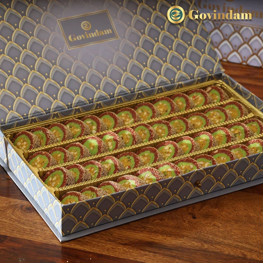Kaju Anjeer Cake