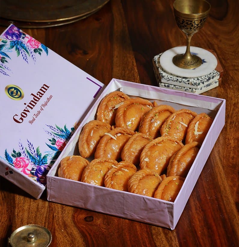 Gujiya Chashni