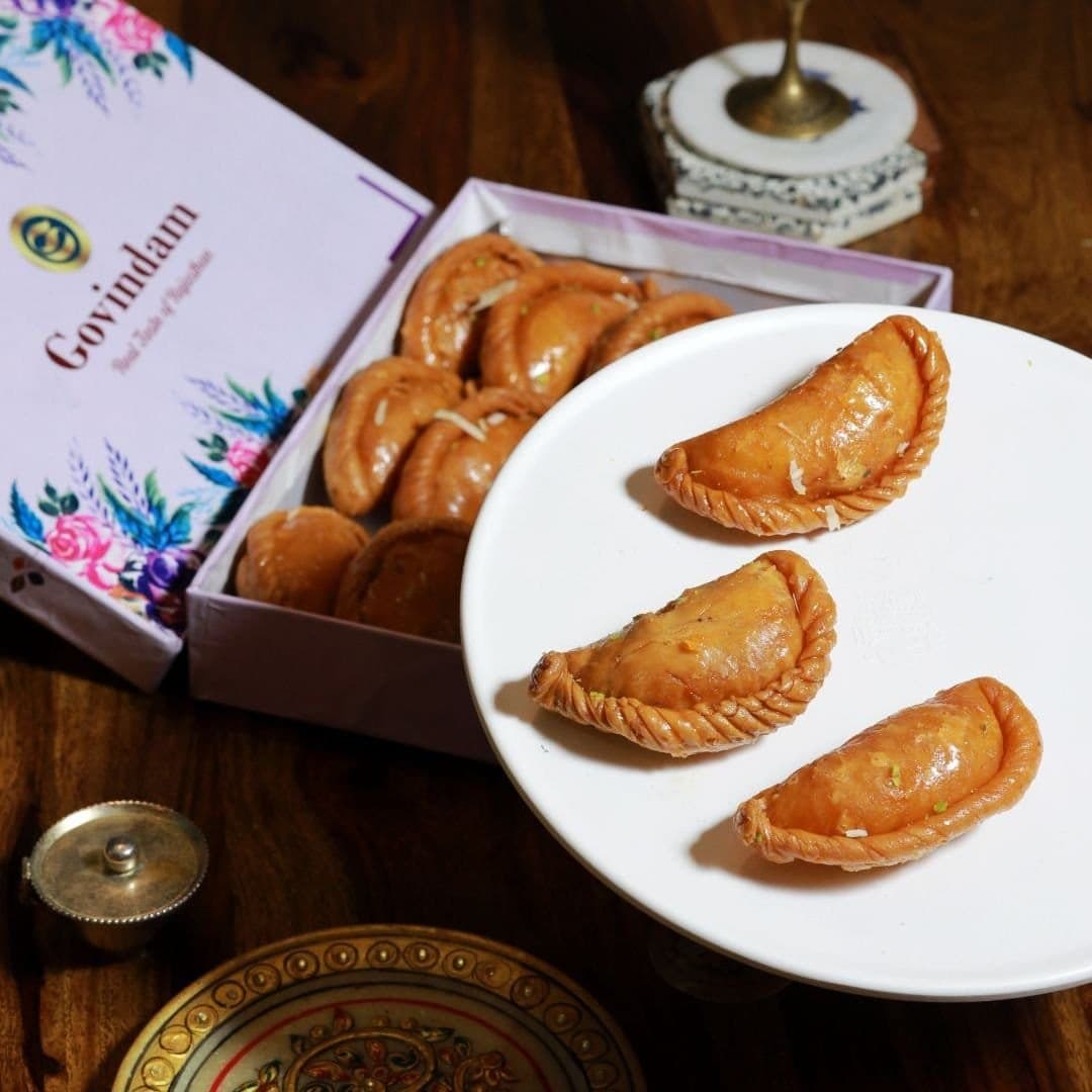Gujiya Chashni