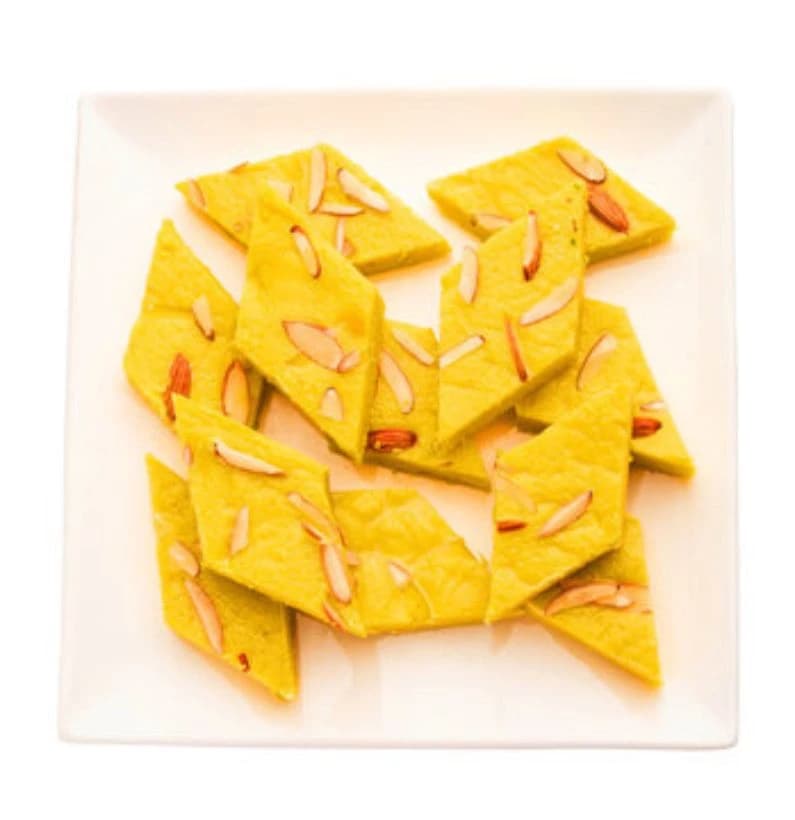 Kaju Kesar Pista