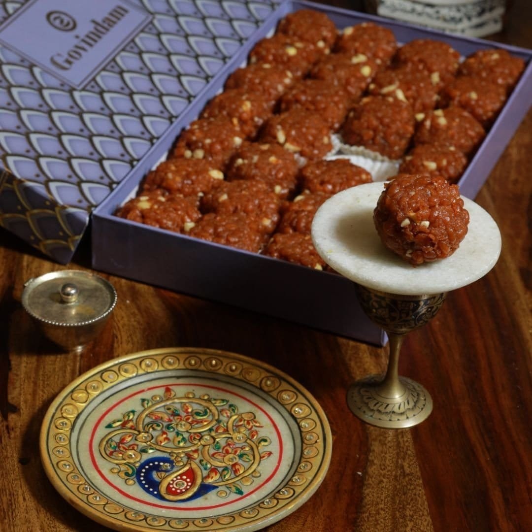 Special Doodh Laddu