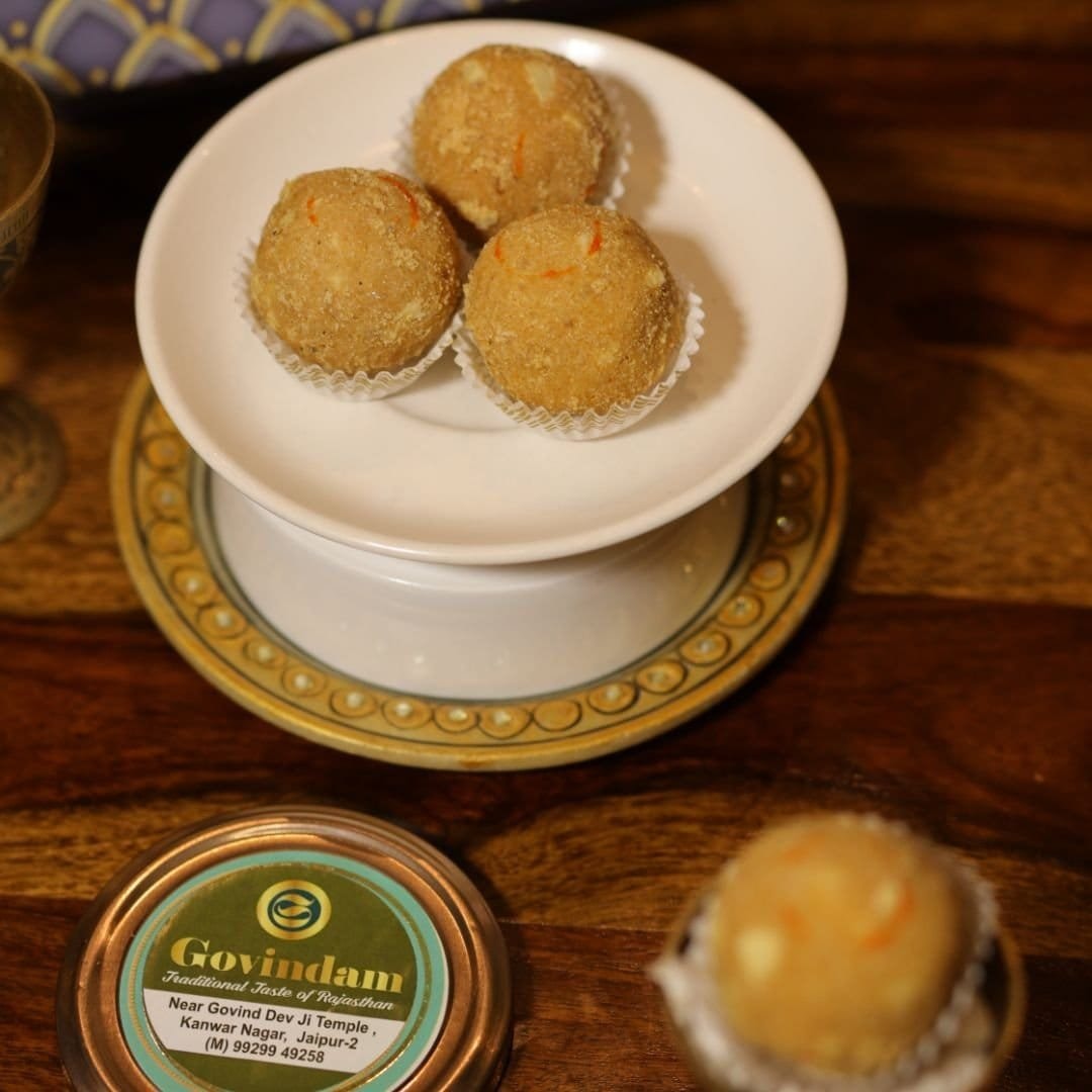 Besan Laddu