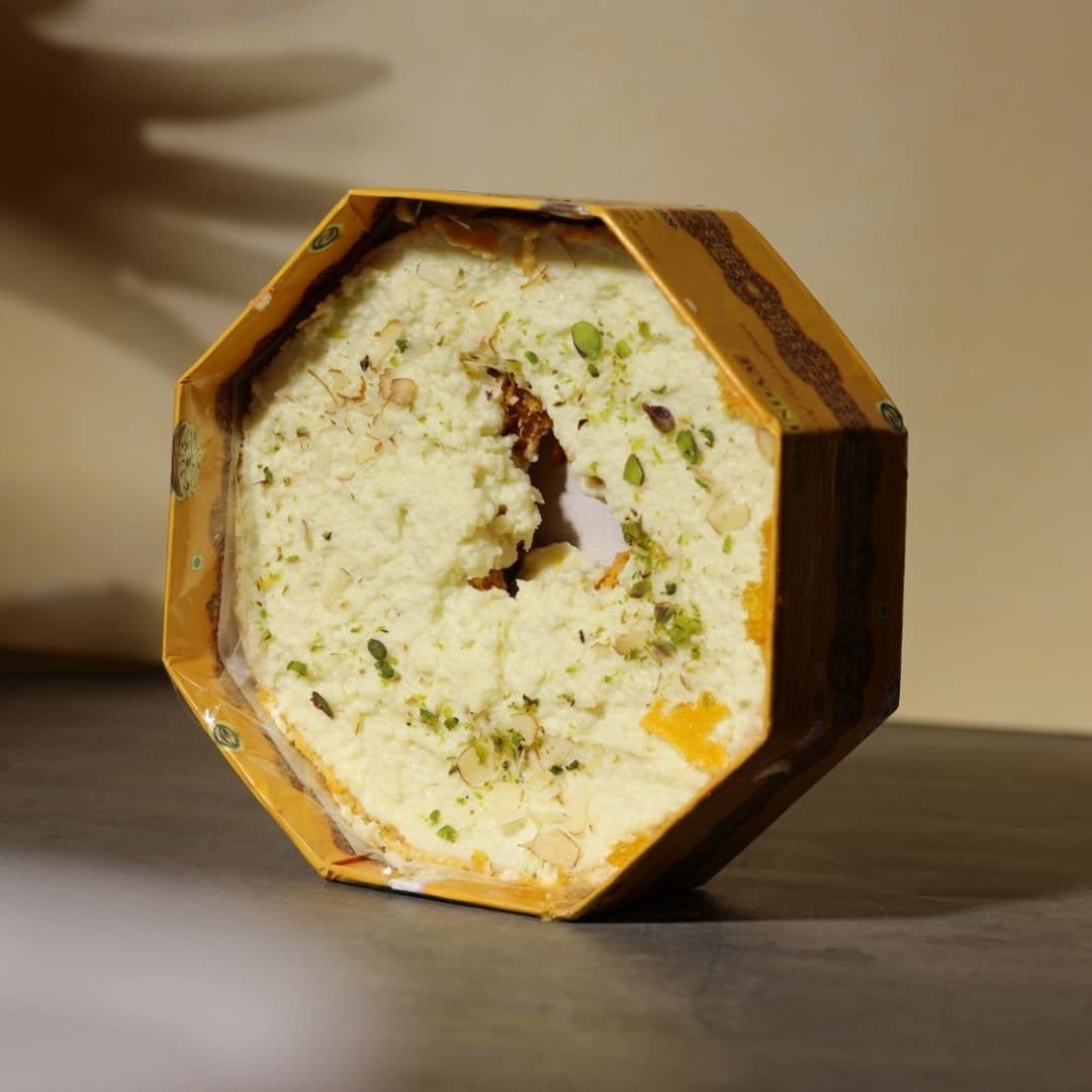 Dryfruit Malai Ghewar